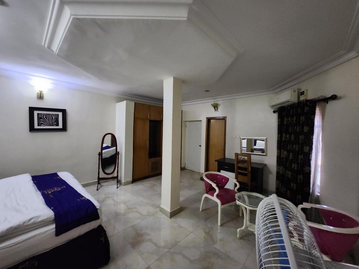 Nue-Crest Hotels & Suites Enugu 外观 照片