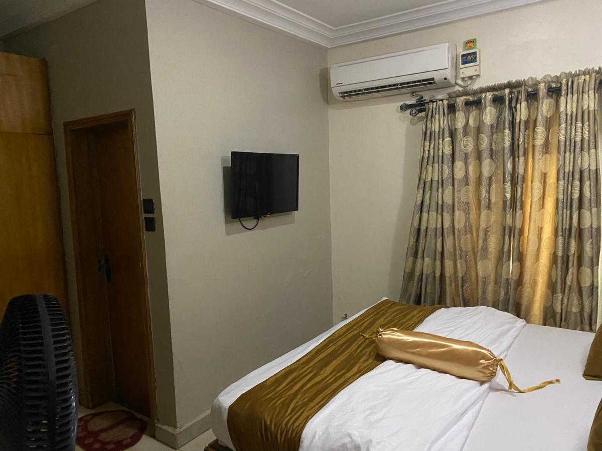 Nue-Crest Hotels & Suites Enugu 外观 照片